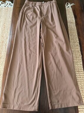 HALARA Wide-Leg Pull-On Pants in Brown